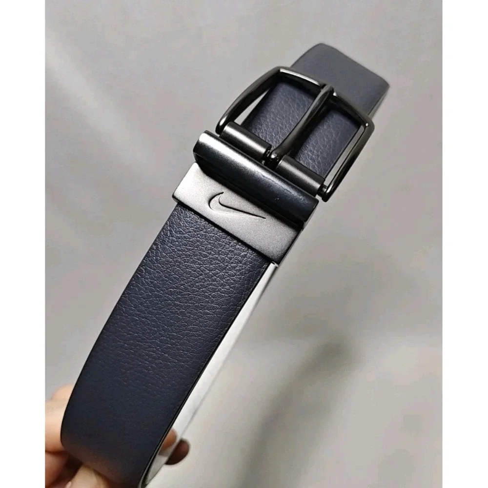 Nike Men's Pebbled Gray White Leather Reversible‎ Belt Size 32 Adjustable Golf